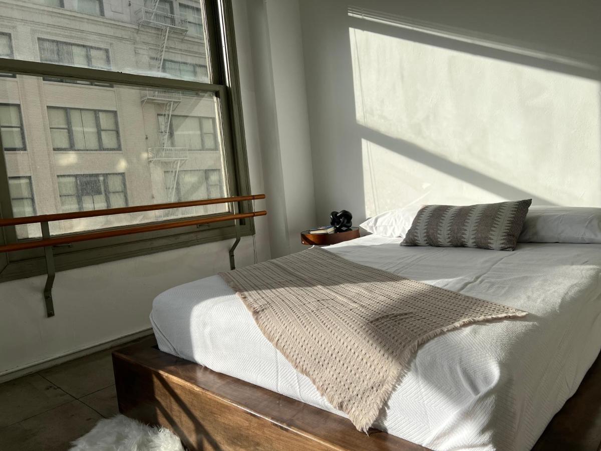 Apartamento Historic Downtown La Loft - Urban Charm Los Ángeles Exterior foto