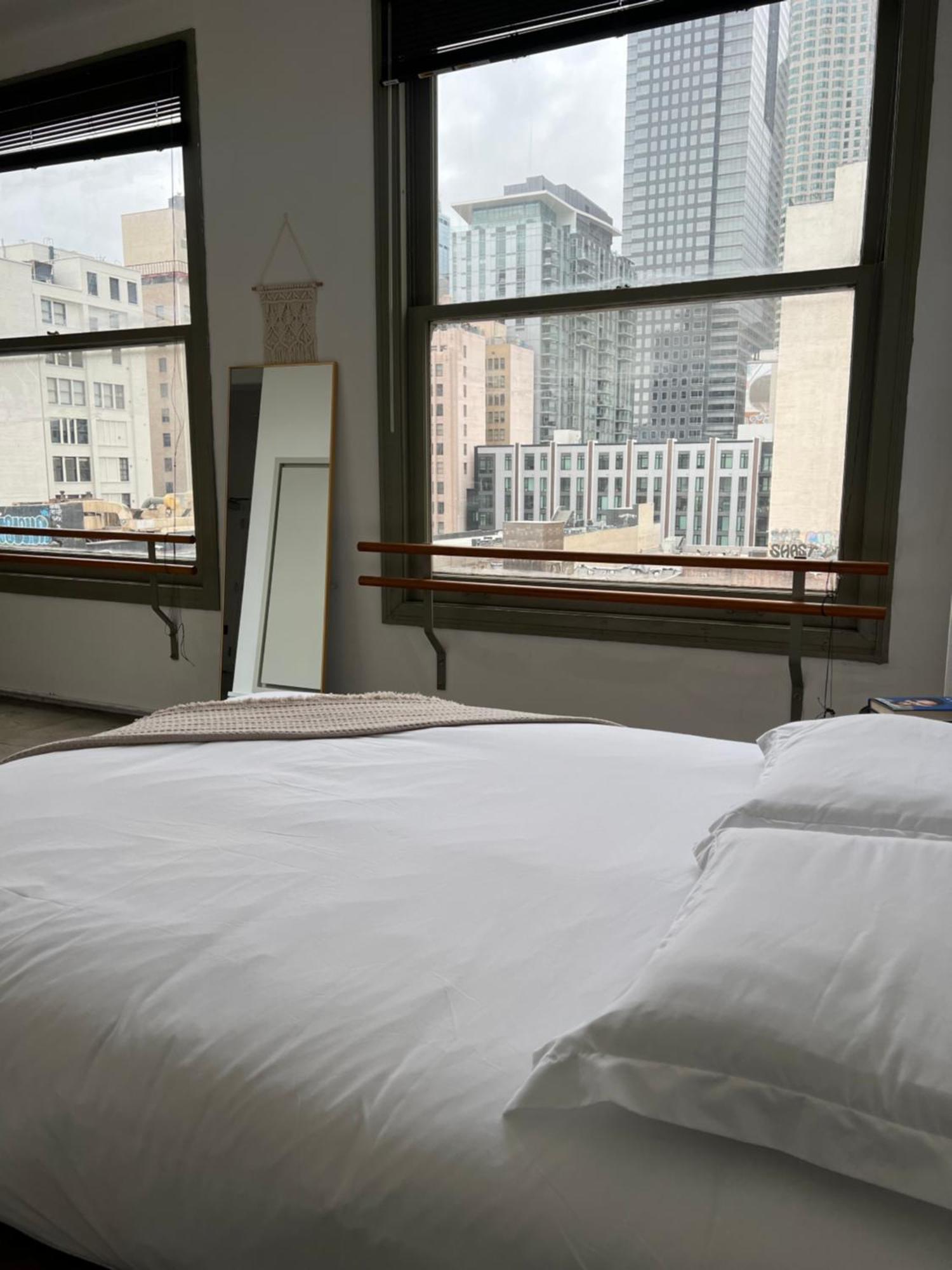 Apartamento Historic Downtown La Loft - Urban Charm Los Ángeles Exterior foto